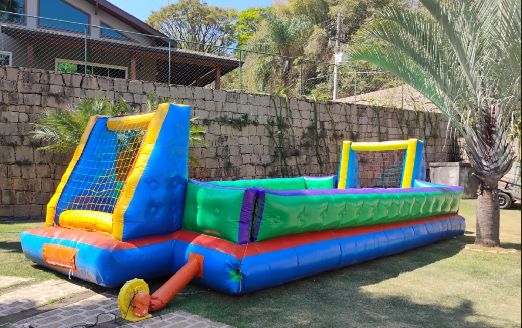 Futebol de Sabão 5 x 10 m